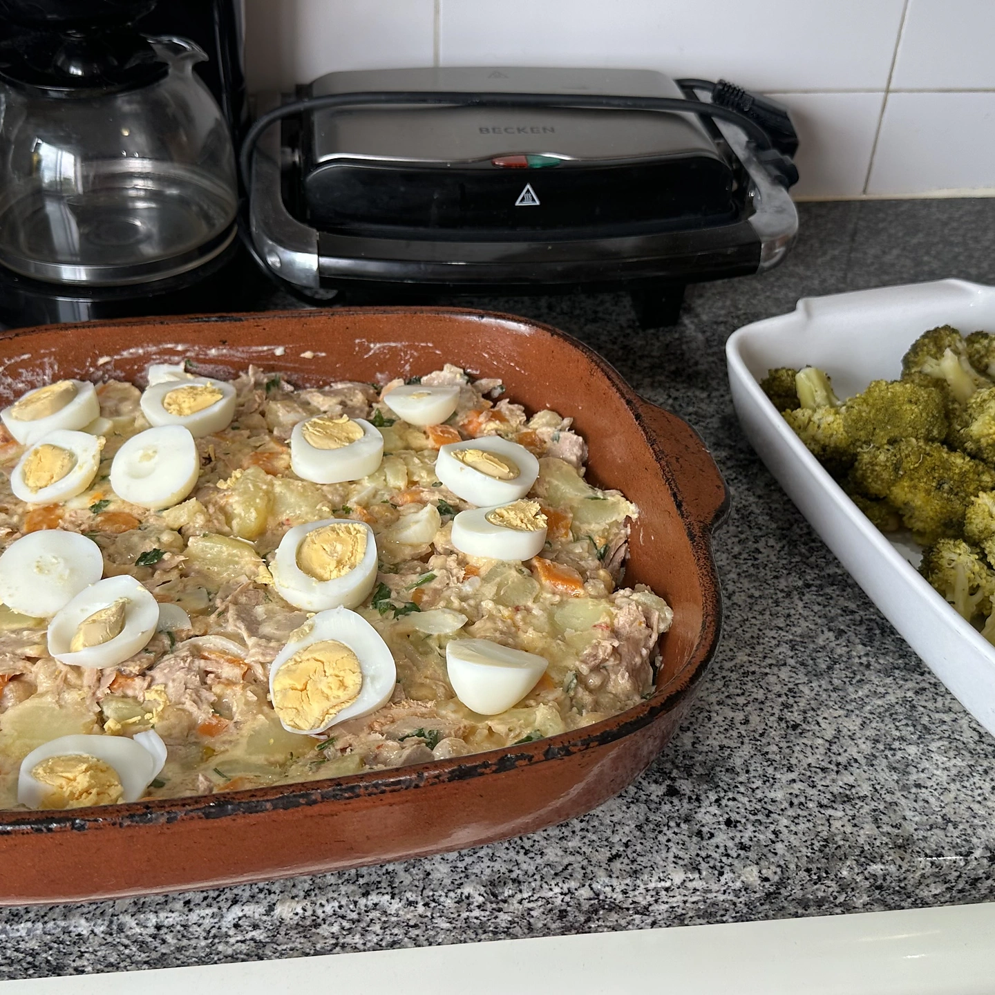 Foto de Salada russa com atum fresco  publicada por Sónia  Daniel